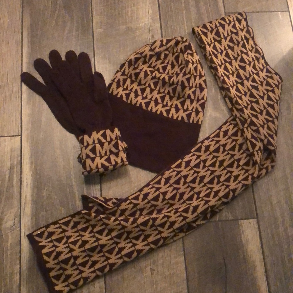 Hat, gloves, and scarf combo